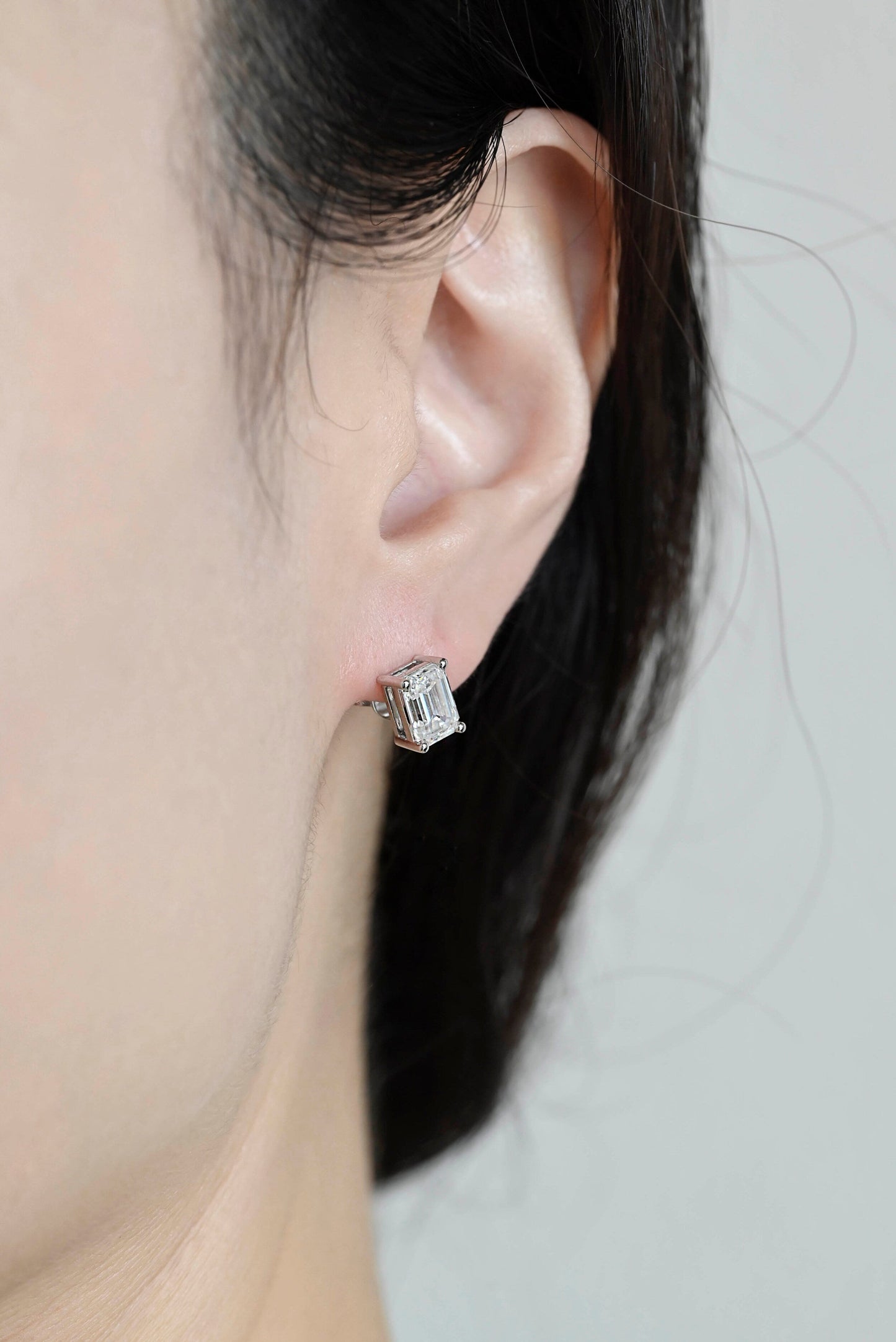 2.0 TCW Emerald Moissanite Diamond Solitaire Stud Earrings - farrellouise
