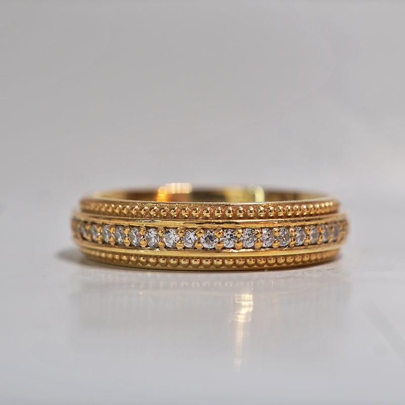 Round Stones Milgrain Men's Wedding Band - farrellouise
