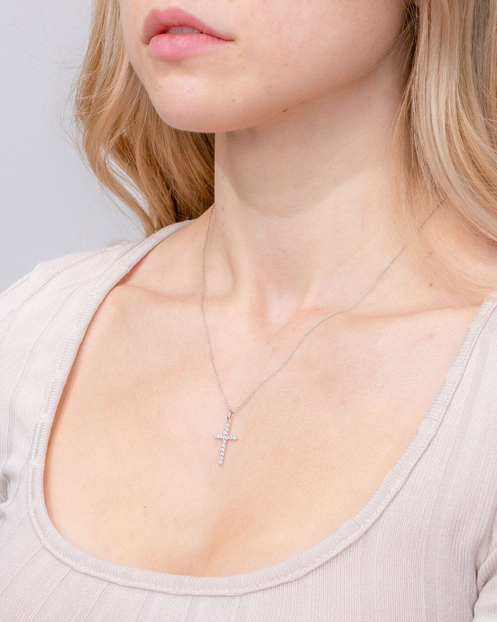 0.31CT Round Moissanite Cross Necklace - farrellouise