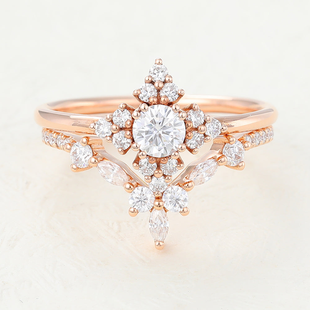 0.22 CT Round Moissanite Cluster Bridal Ring Set - farrellouise