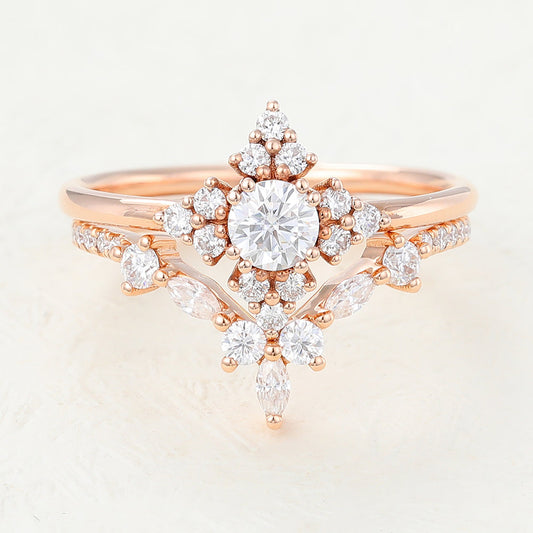 0.22 CT Round Moissanite Cluster Bridal Ring Set - farrellouise