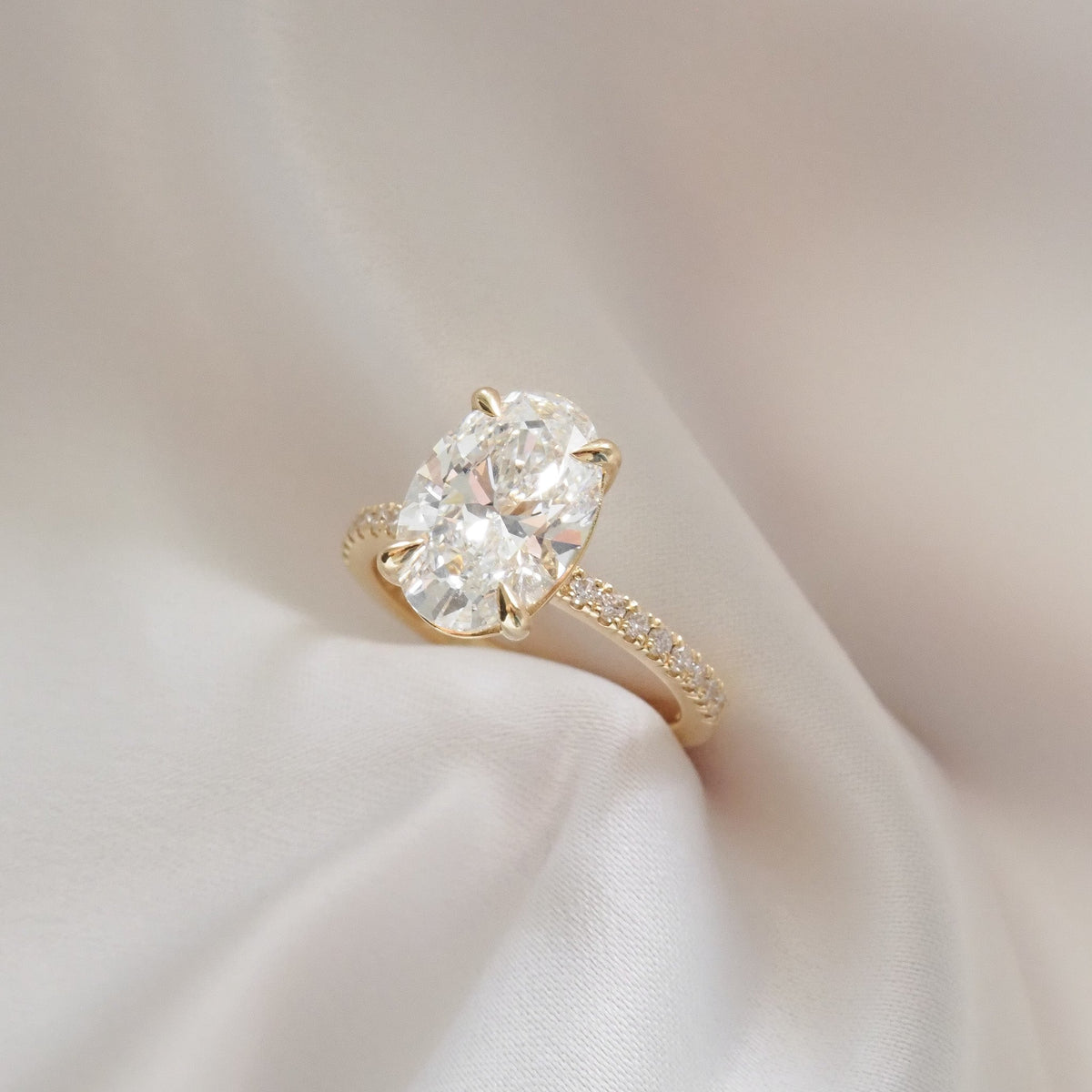 slider image slider_item_dKkLm7