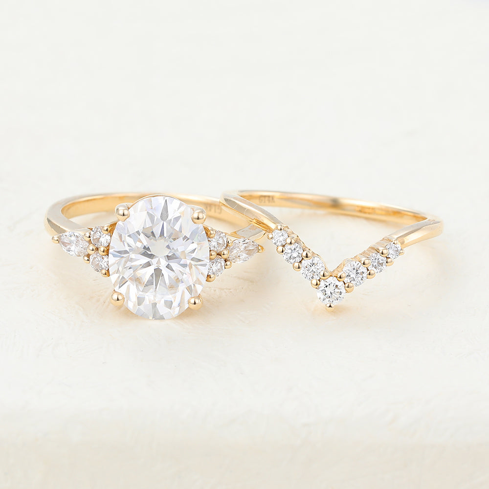3.0 CT Oval Moissanite Cluster Bridal Ring Set - farrellouise