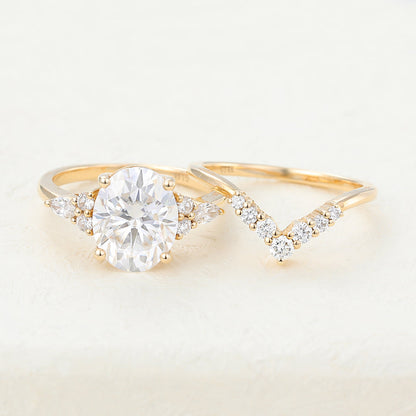 3.0 CT Oval Moissanite Cluster Bridal Ring Set - farrellouise