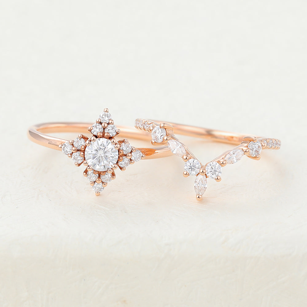 0.22 CT Round Moissanite Cluster Bridal Ring Set - farrellouise