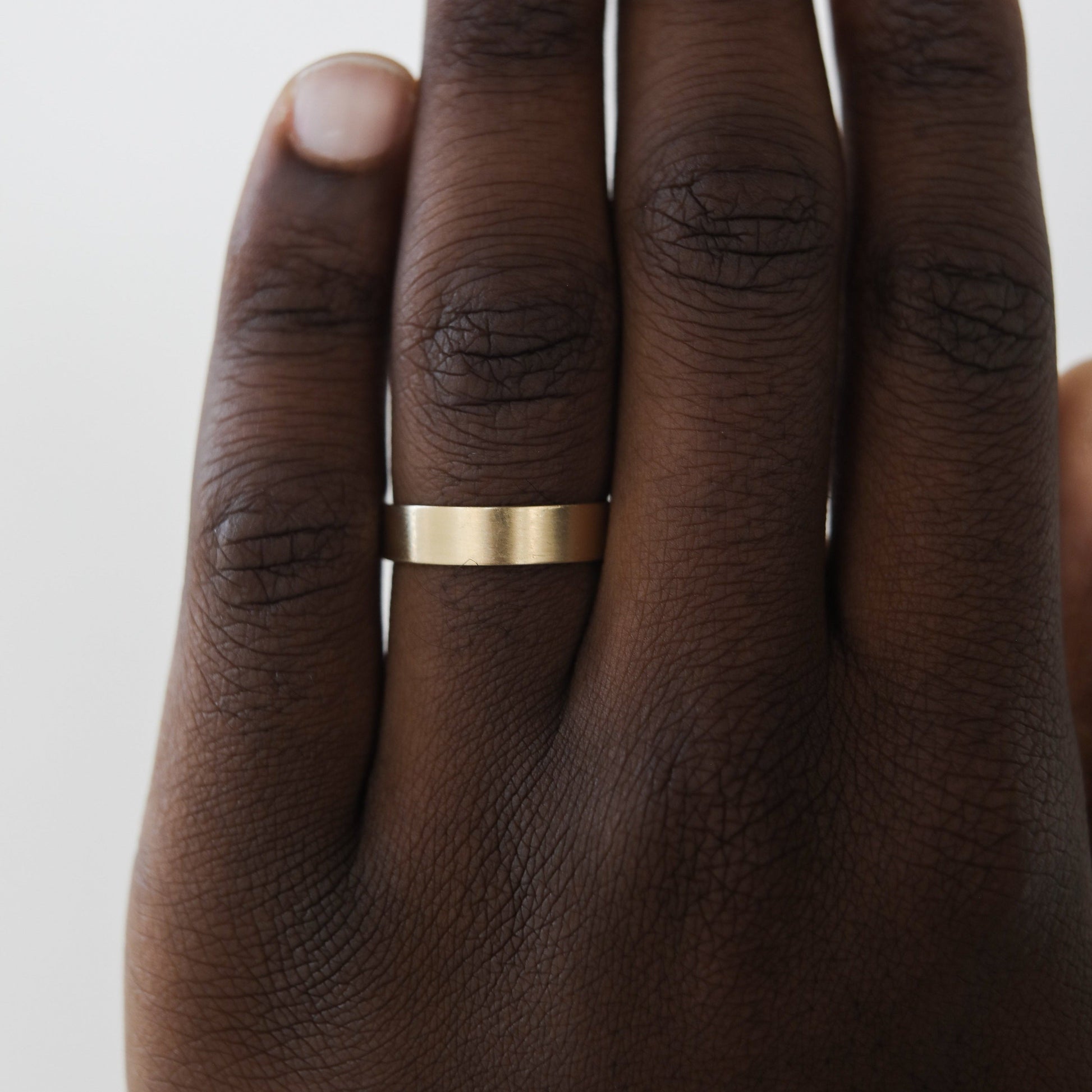 Satin-Finish Classic Yellow Gold Men's Band - farrellouise