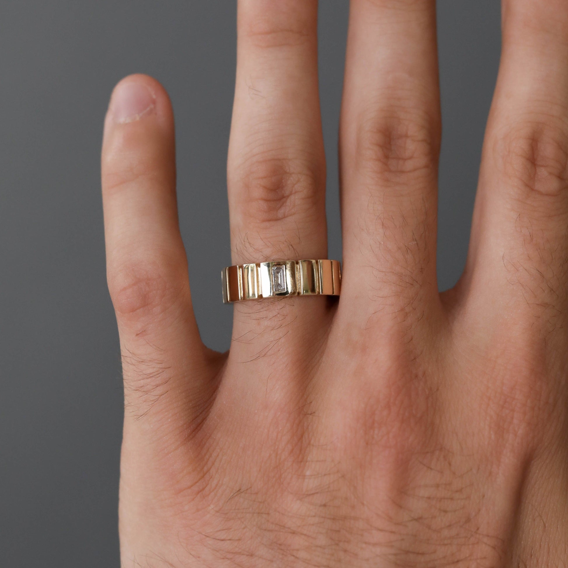 Polished Finish Stone Setting Men's Classic Wedding Band - farrellouise