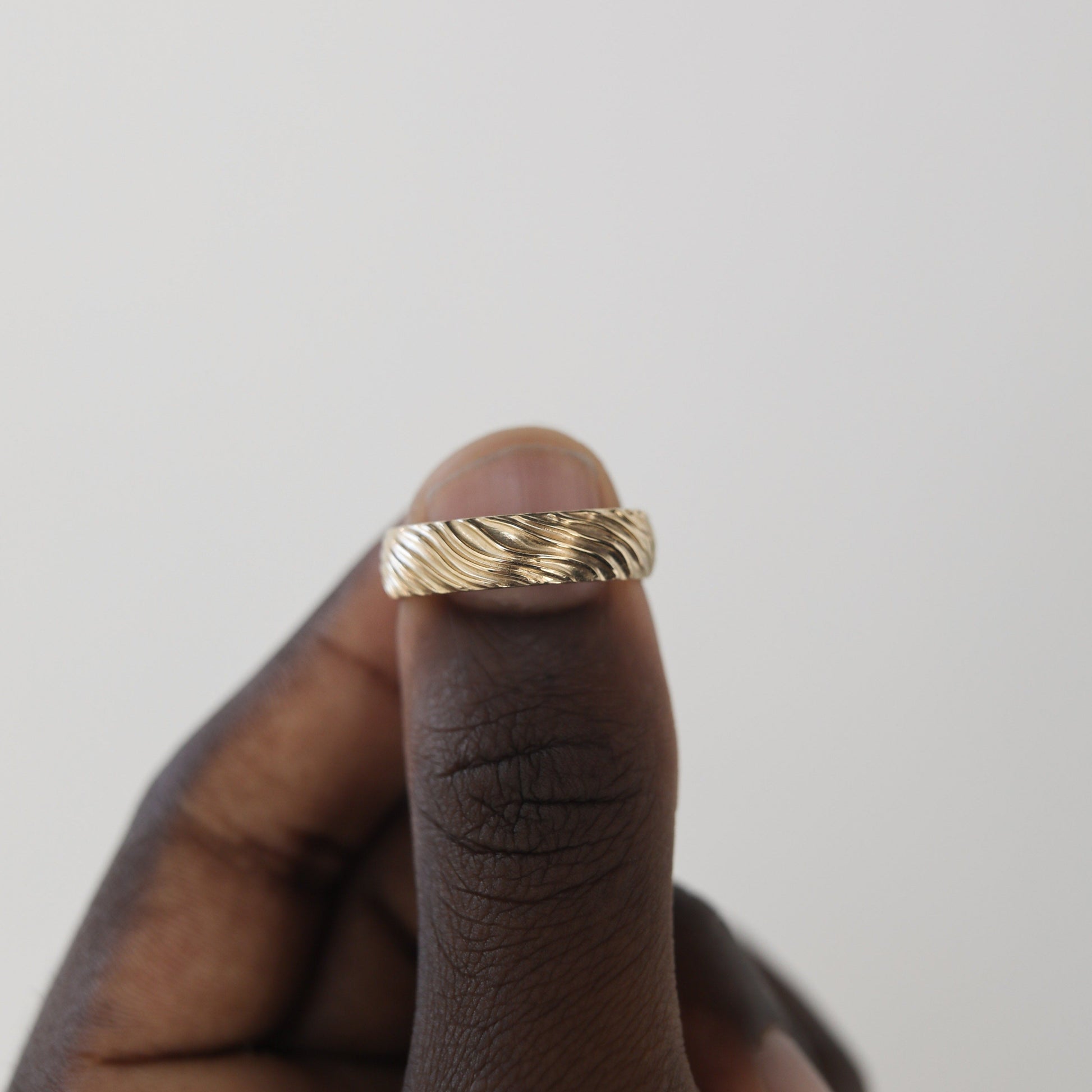 Yellow Gold Men's Wedding Band with wave like texture - farrellouise