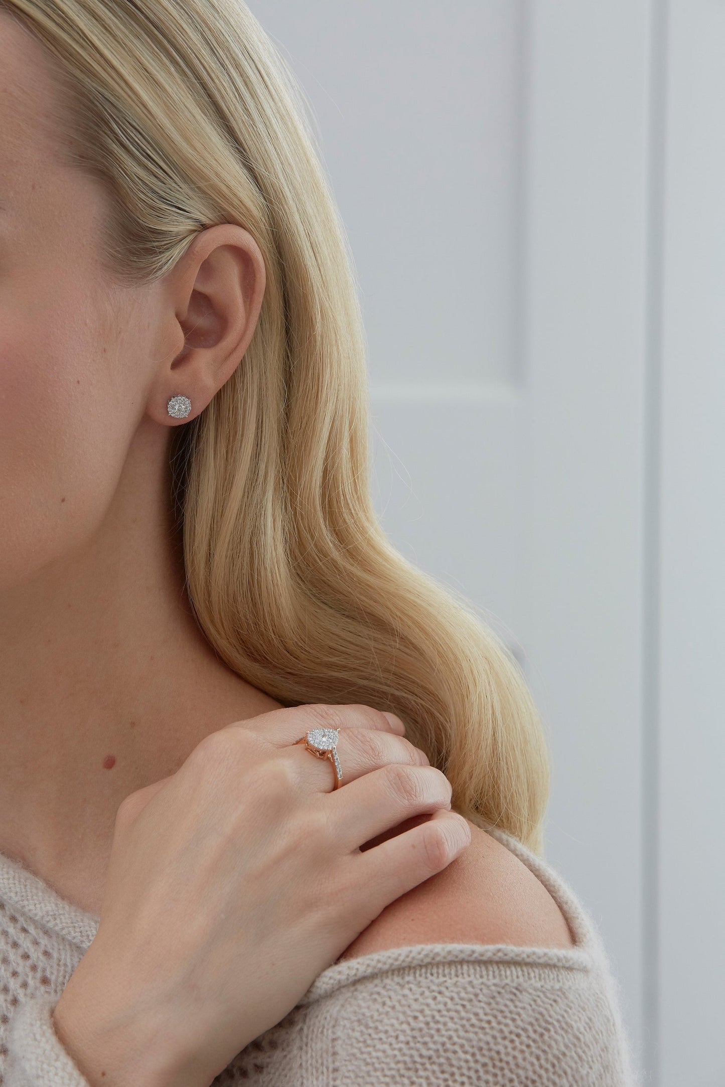 3.20 TCW Round Moissanite Diamond Studs Earrings - farrellouise