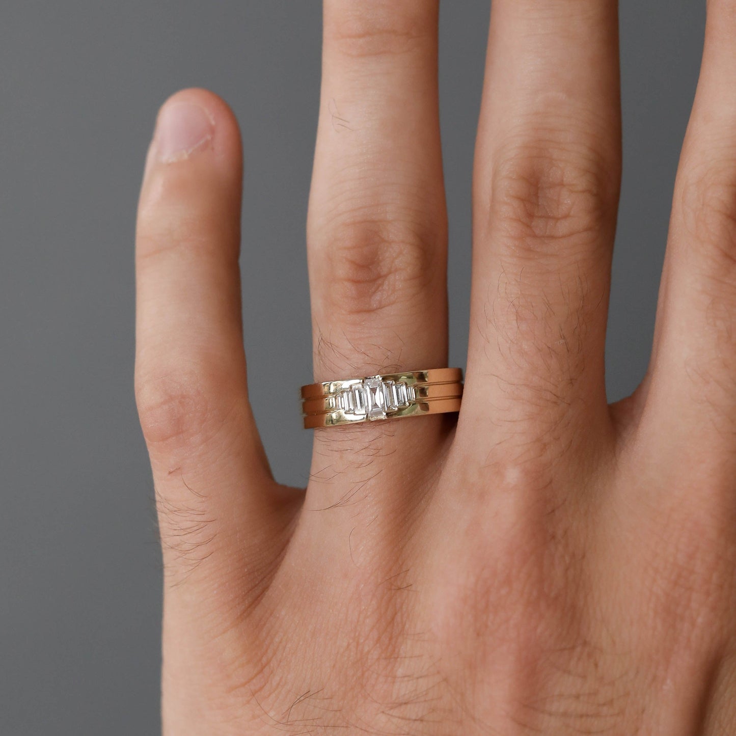 Stone Setting Classic High-Polish Finish Men's Band - farrellouise