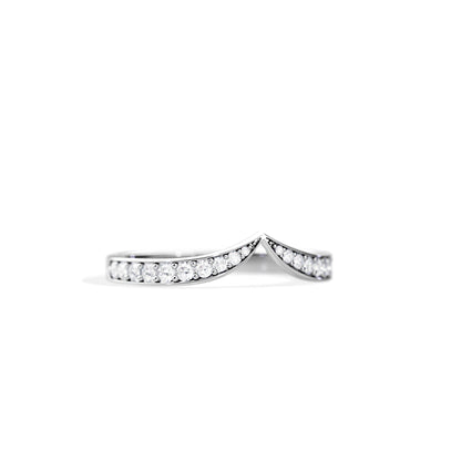 0.30 TCW Round Curved Style Wedding Band