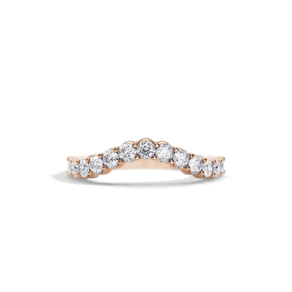0.8 TCW Round Curved Moissanite Wedding Band