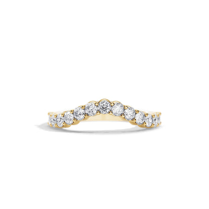0.8 TCW Round Curved Moissanite Wedding Band