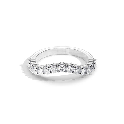 0.8 TCW Round Curved Moissanite Wedding Band