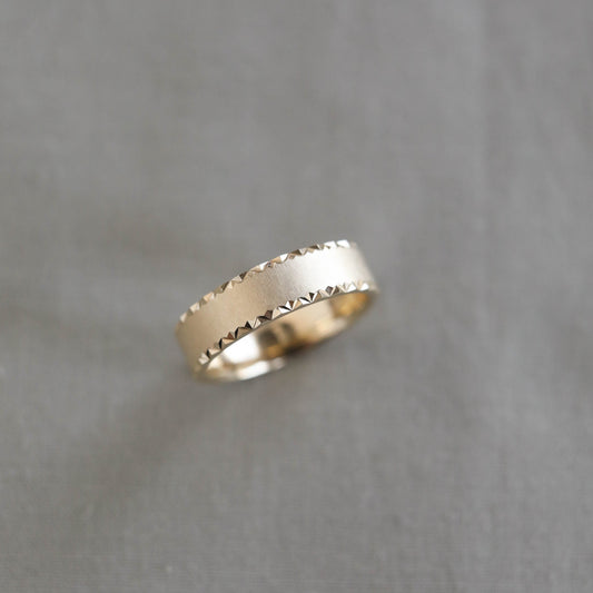 Satin-Finish Classic Yellow Gold Men's Band - farrellouise