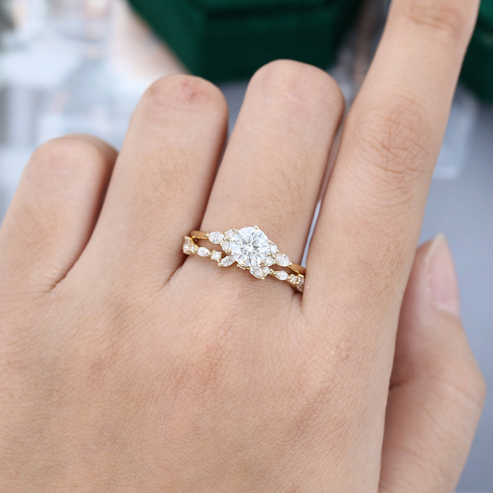 0.88 CT Round Moissanite Cluster Bridal Ring Set - farrellouise