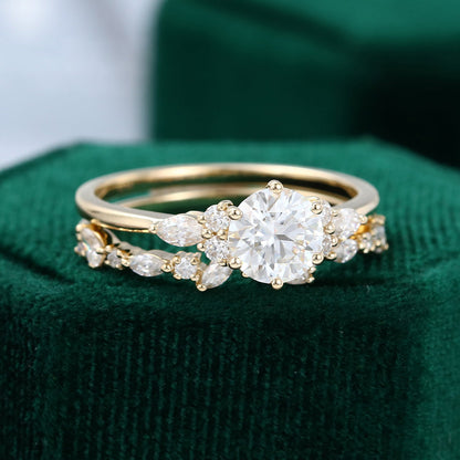 0.88 CT Round Moissanite Cluster Bridal Ring Set - farrellouise
