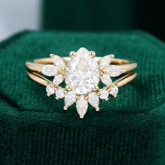 1.0 CT Pear Moissanite Cluster Bridal Ring Set - farrellouise