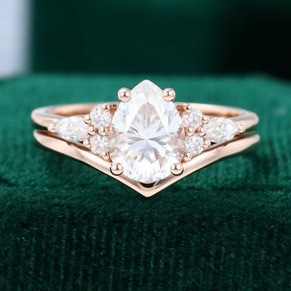 1.50 CT Pear Moissanite Cluster Bridal Ring Set - farrellouise