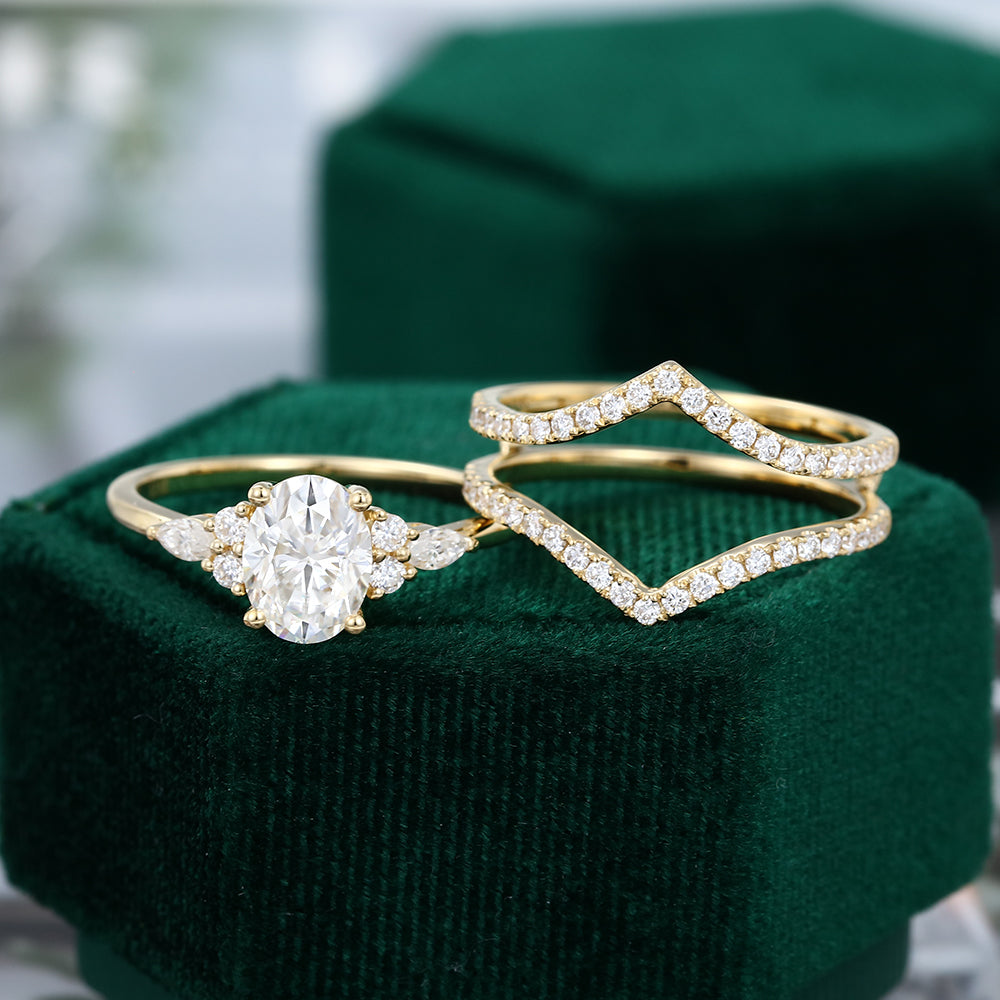 1.33 CT Oval Moissanite Cluster Bridal Ring Set - farrellouise