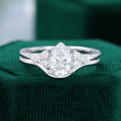 1.0 CT Pear Moissanite Cluster Bridal Ring Set - farrellouise