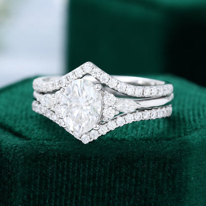 1.33 CT Oval Moissanite Cluster Bridal Ring Set - farrellouise