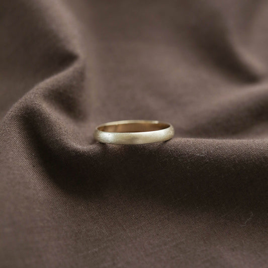 Satin-Finish Regular Yellow Gold Men's Band - farrellouise