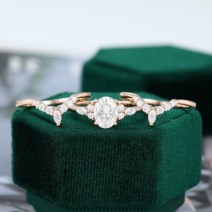 1.33 CT Oval Moissanite Cluster Bridal Ring Set - farrellouise