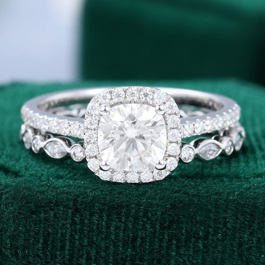 0.96 CT Cushion Moissanite Halo Bridal Ring Set - farrellouise