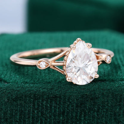 1.0 CT Pear Shaped Moissanite Vintage Engagement Ring - farrellouise