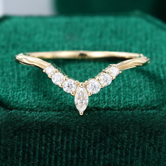 0.20 CT Round & Marquise Moissanite Curved Wedding Band - farrellouise