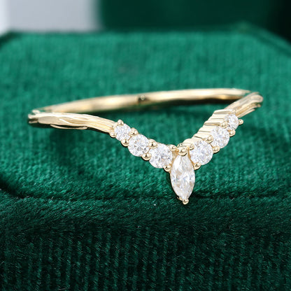 0.20 CT Round & Marquise Moissanite Curved Wedding Band - farrellouise