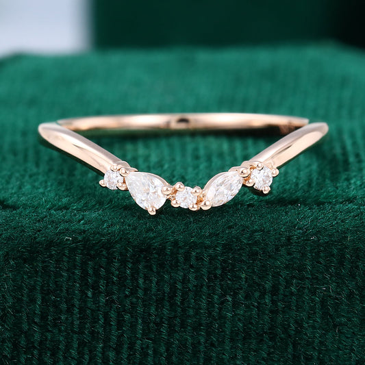 0.30 CT Round, Pear & Marquise Moissanite Curved Wedding Band - farrellouise