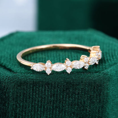 0.027 CT Marquise & Round Moissanite Cluster Wedding Band - farrellouise