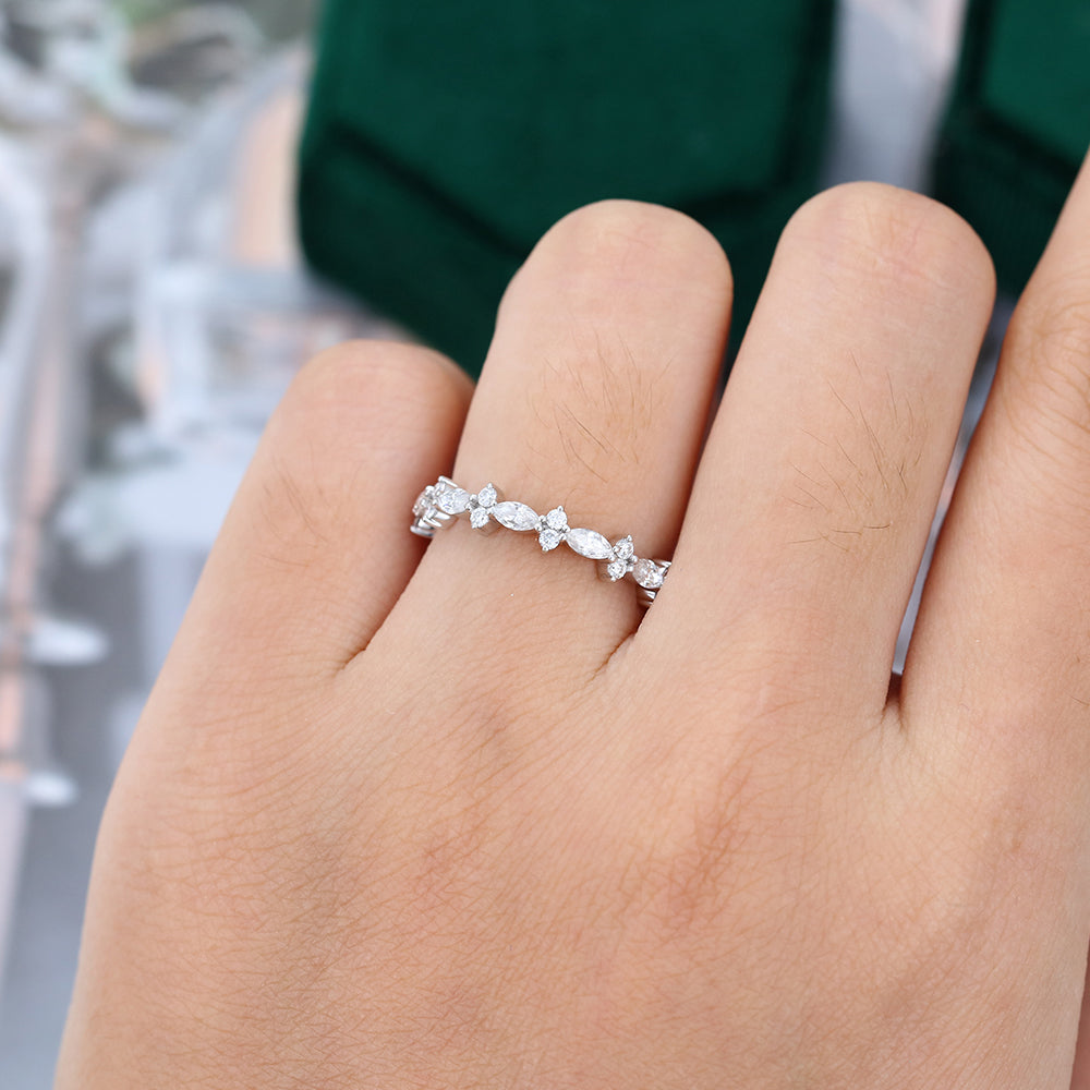 0.06 CT Marquise & Round Moissanite Alternative Stone Wedding Band - farrellouise