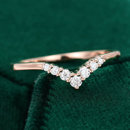 0.20 Round Moissanite Curved Wedding Band - farrellouise