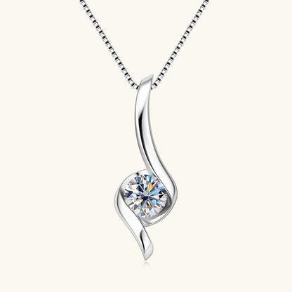 1.0 CT Round Moissanite Diamond Solitaire Necklace - farrellouise