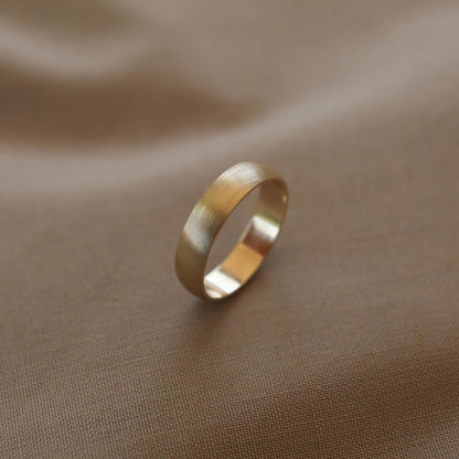 Polished Finish Classic Men's Wedding Band - farrellouise