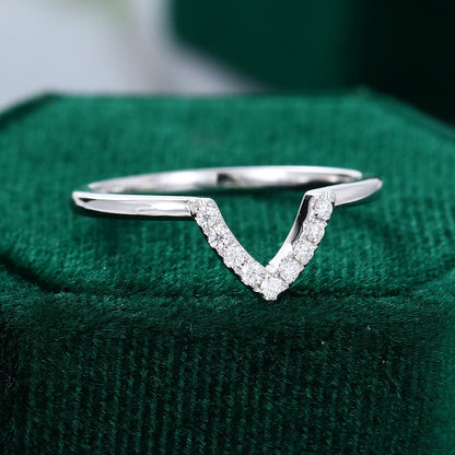 0.09 CT Round Moissanite V-Shaped Wedding Band - farrellouise