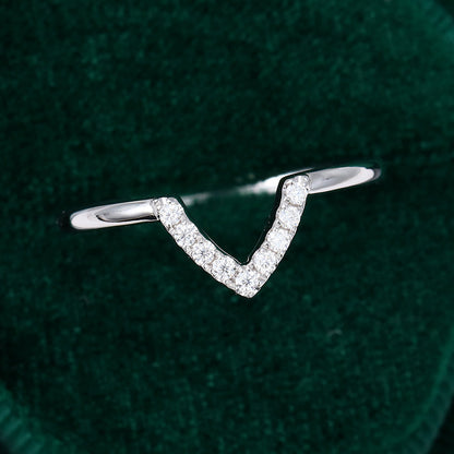 0.09 CT Round Moissanite V-Shaped Wedding Band - farrellouise