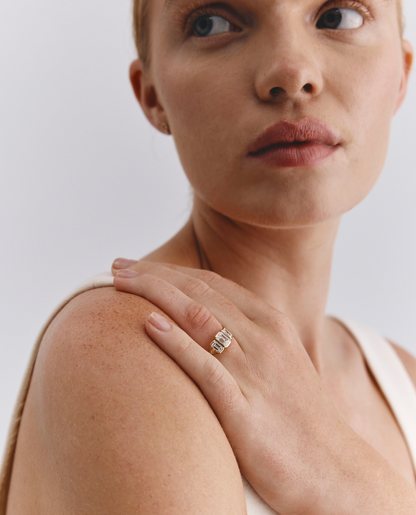 annie_0_82_ct_emerald_cut_lab_diamond_trio_engagement_ring_2