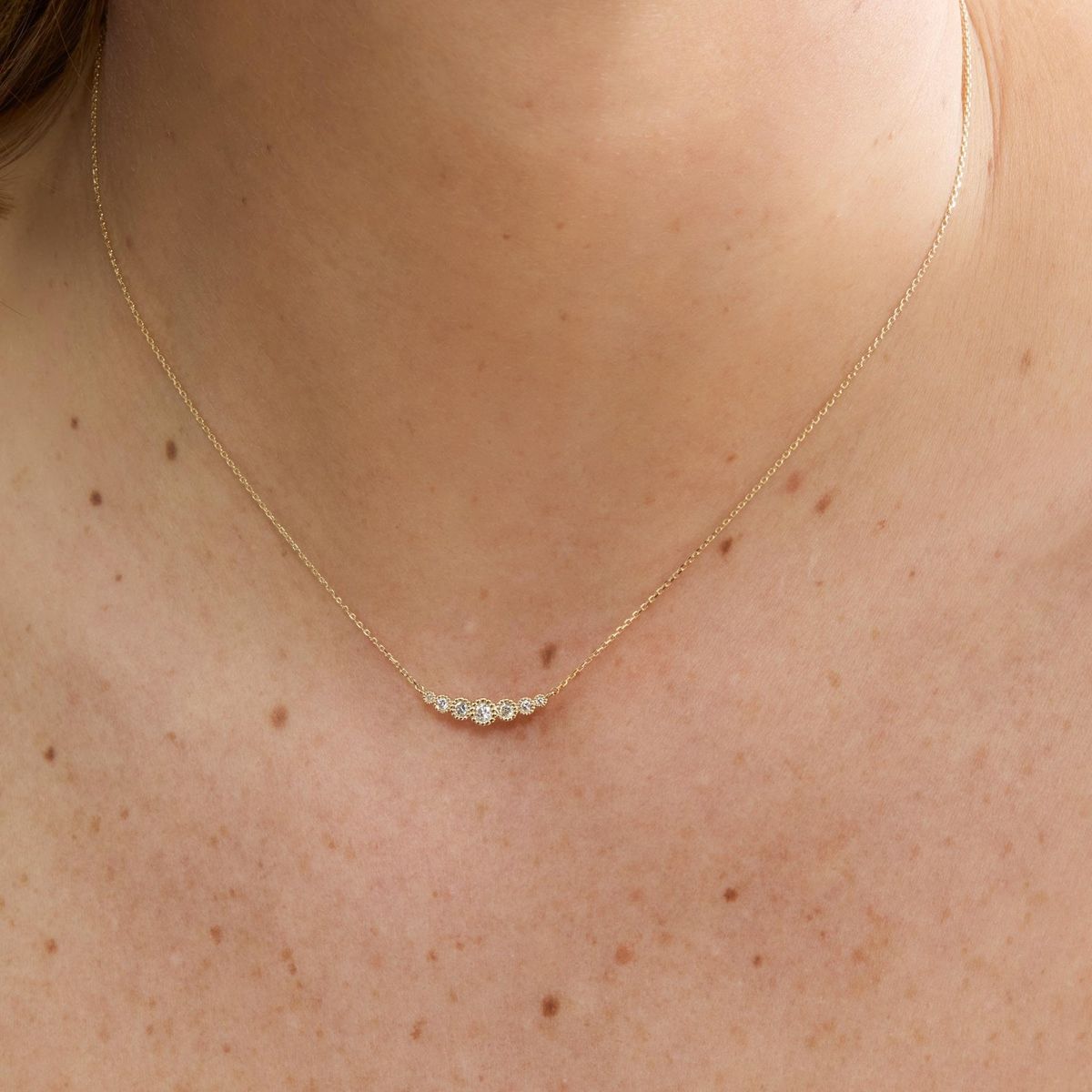 ava_graduated_milgrain_bezel_lab_grown_diamond_necklace_3