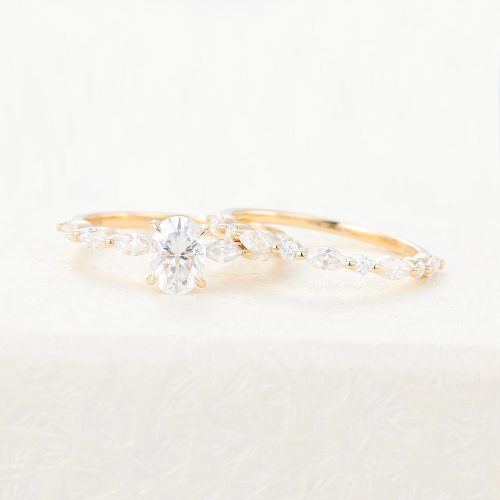 0.84 CT Oval Moissanite Pave Bridal Ring Set - farrellouise