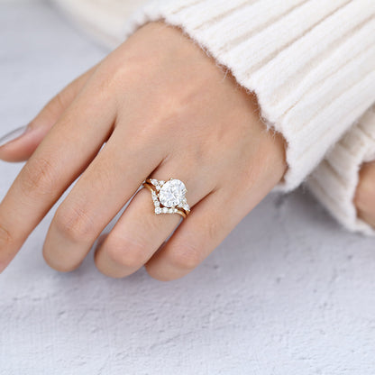 3.0 CT Oval Moissanite Cluster Bridal Ring Set - farrellouise