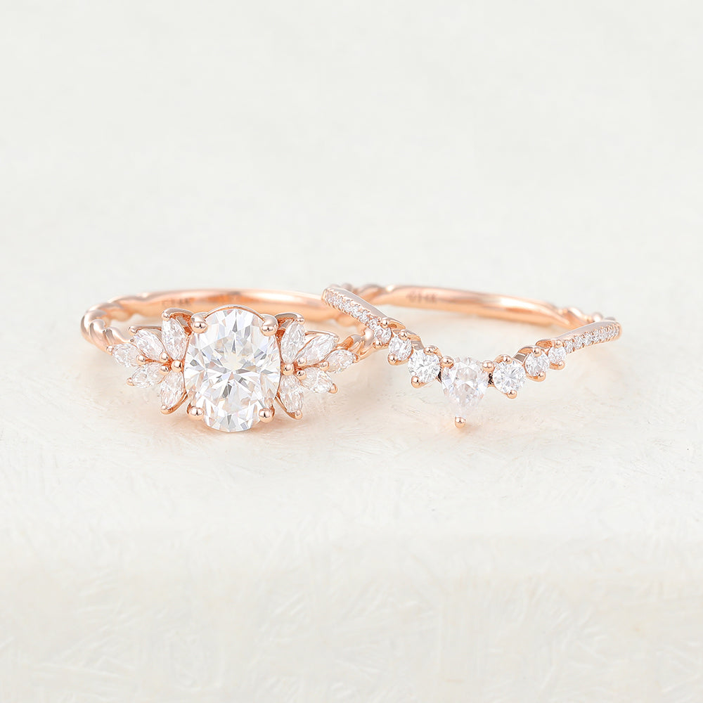 1.33 CT Oval Moissanite Cluster Bridal Ring Set - farrellouise