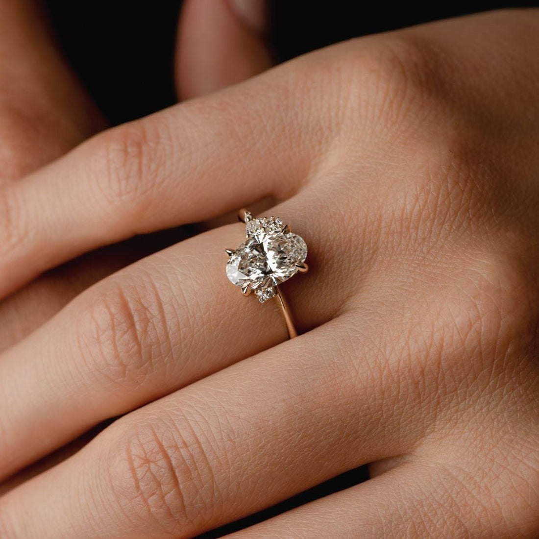 cecilia_2_04_ct_oval_cut_lab_diamond_assymetrical_cluster_engagement_ring_1