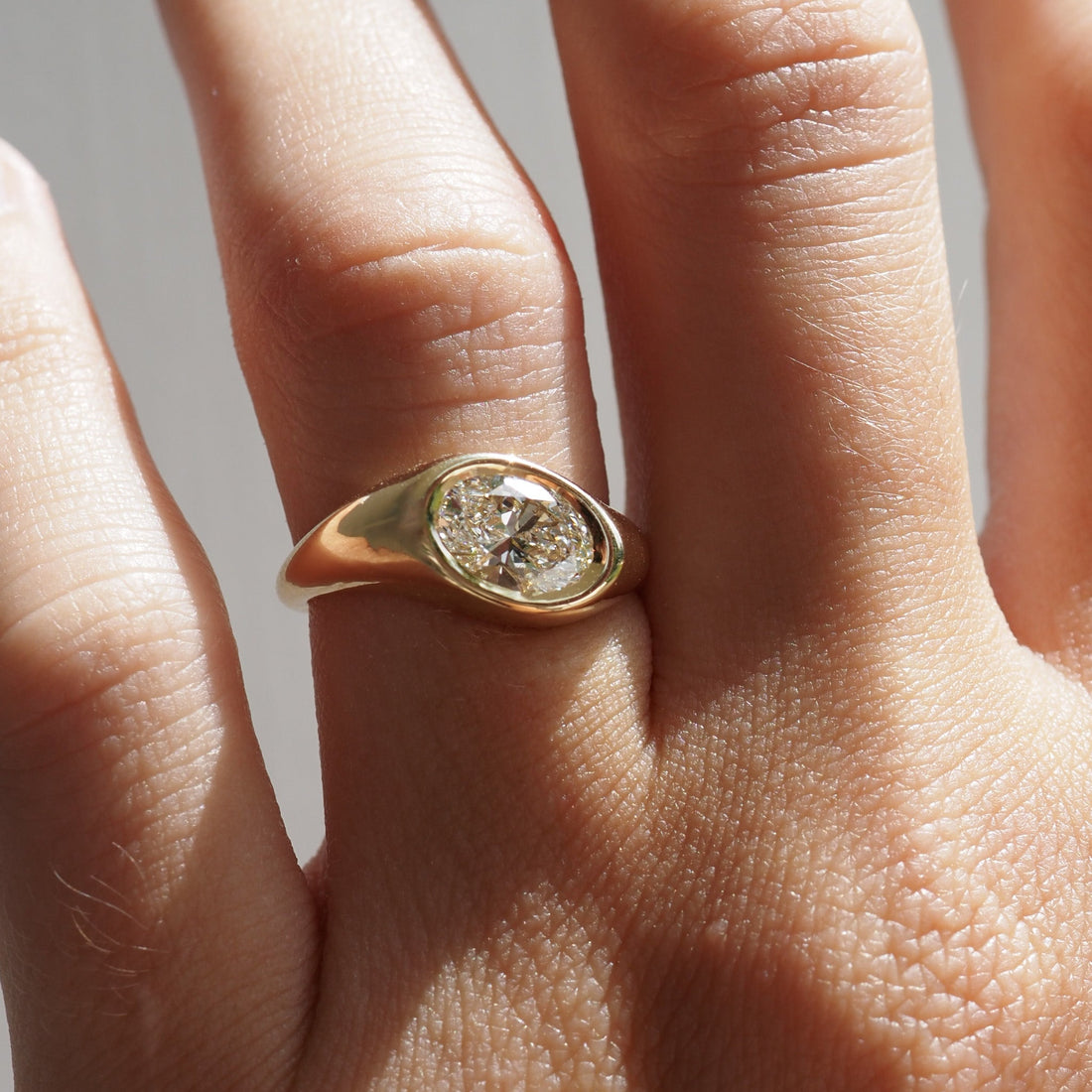 Cindy - Oval Cut Lab Diamond Signet Solitaire Engagement Ring