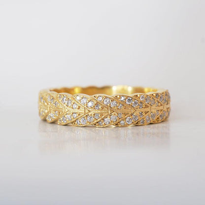 Round Stones Feather Style Men's Wedding Band - farrellouise