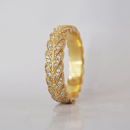 Round Stones Feather Style Men's Wedding Band - farrellouise