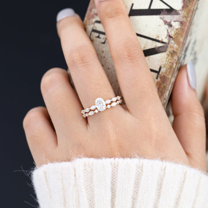 0.84 CT Oval Moissanite Pave Bridal Ring Set - farrellouise